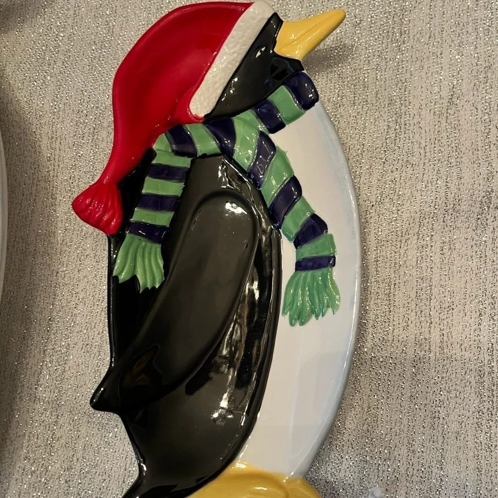 Winter penguins serving plates nesting style x2 - Picture 4 of 7